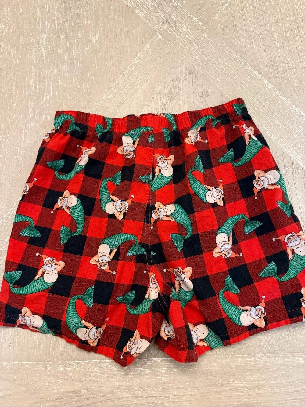 American Eagle Outfitters festive plaid